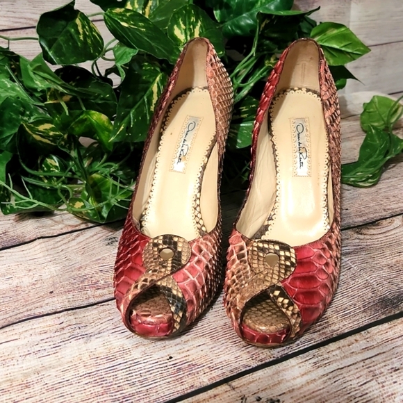 Oscar Del a Renta Snake Skin Heels - Picture 1 of 12
